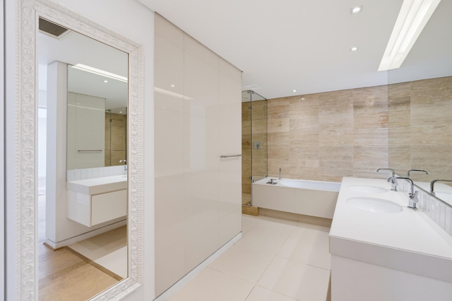 2 Bedroom Property for Sale in Gardens Western Cape